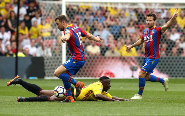 足球委员会 足球委员会