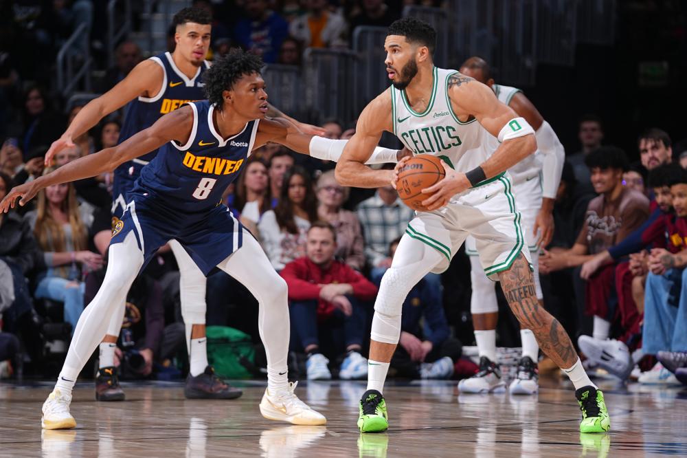 使他在历史 使他在历史